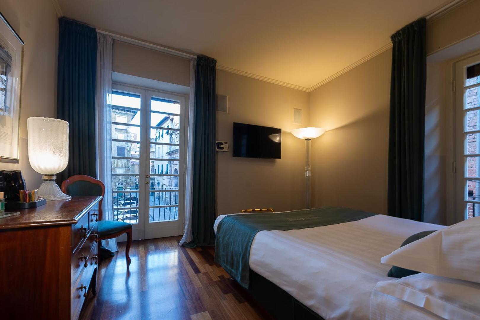 เดอะ ทัสคาเนียน โฮเต็ล Hotel ลุคคา ภายนอก รูปภาพ